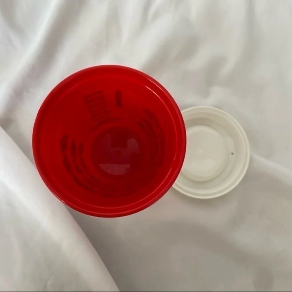 STARBUCKS Holiday Cup